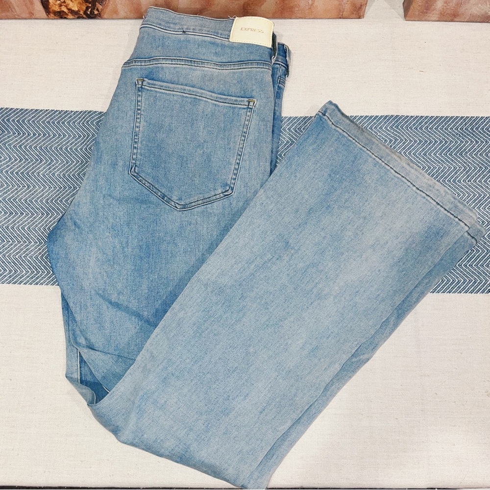 EXPRESS BELL BOTTOM JEANS!